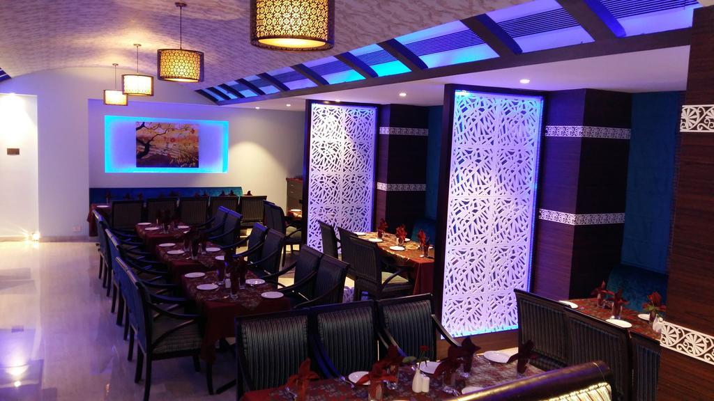 Hotel Landmark Gwalior Exterior foto