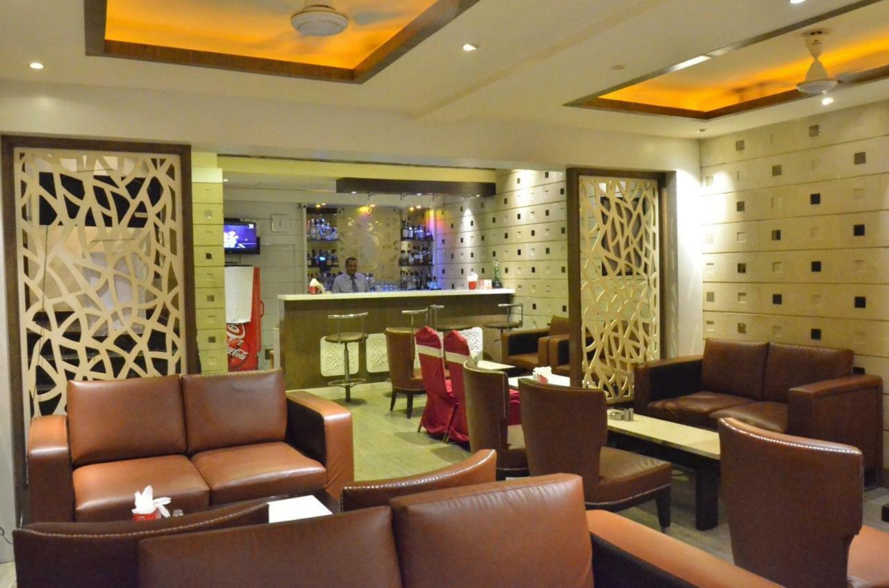 Hotel Landmark Gwalior Exterior foto